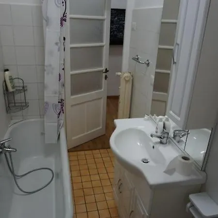 Rhome Away Fornaci Rome